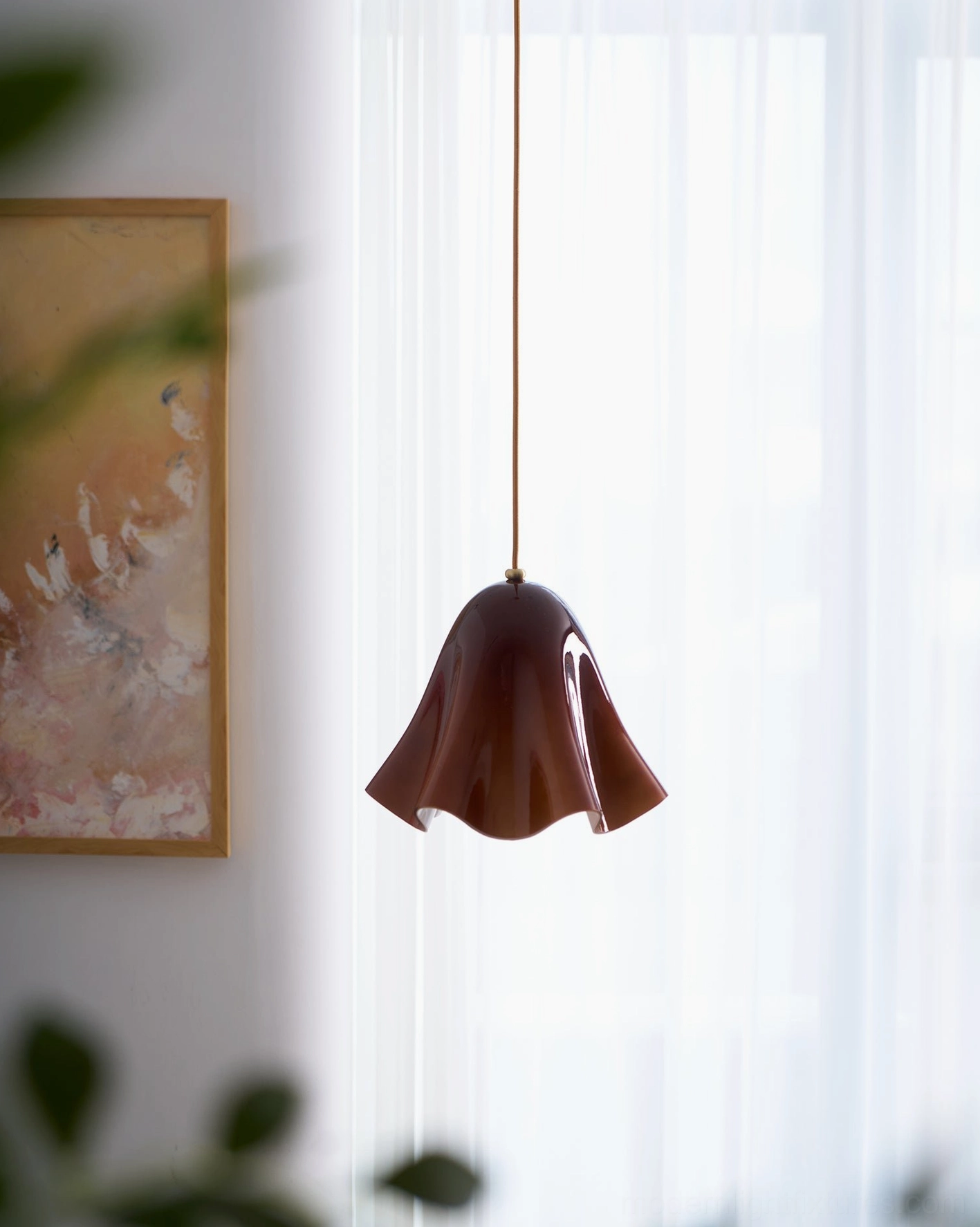 Vera pendant light technical dimension drawing with metric and imperial measurements