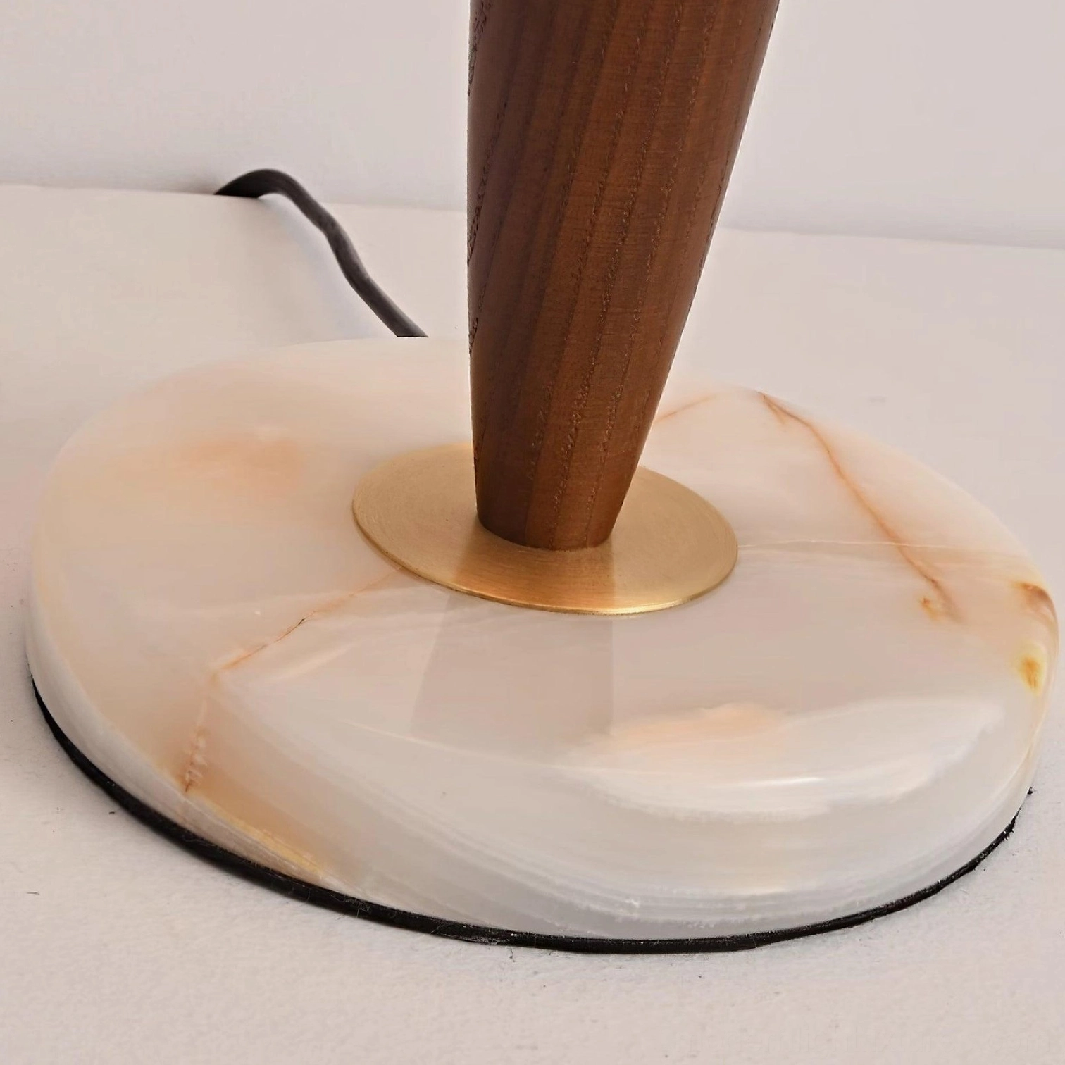 Versatile terracotta table lamp - suitable for bedroom, office, and living room styles