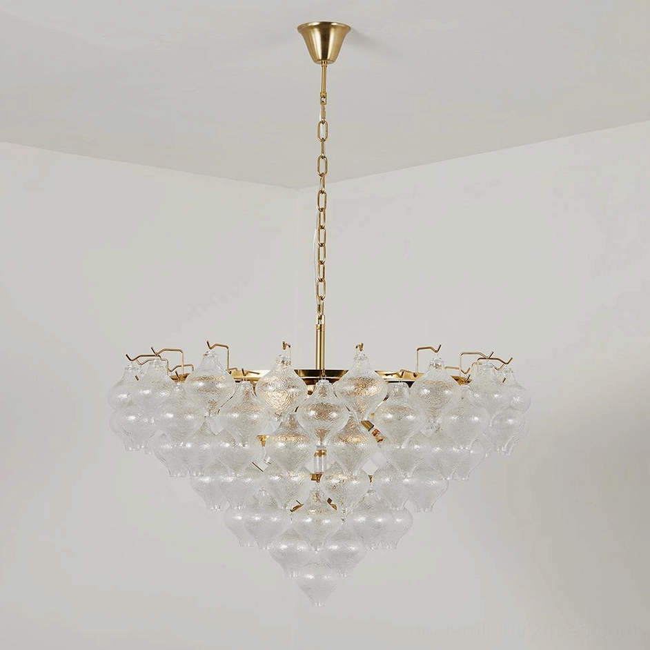 Vetrina large clear tiered tulip glass chandelier front view with 73 hand-textured drops and brass metal frame complete silhouette
