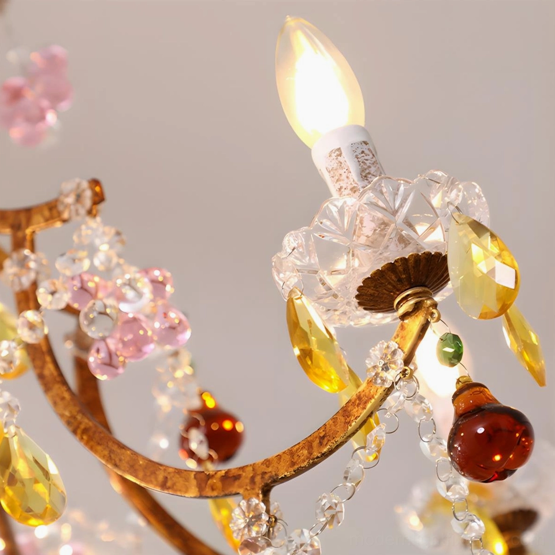 Vibranza chandelier LED bulb compatibility and dimmer switch performance reference