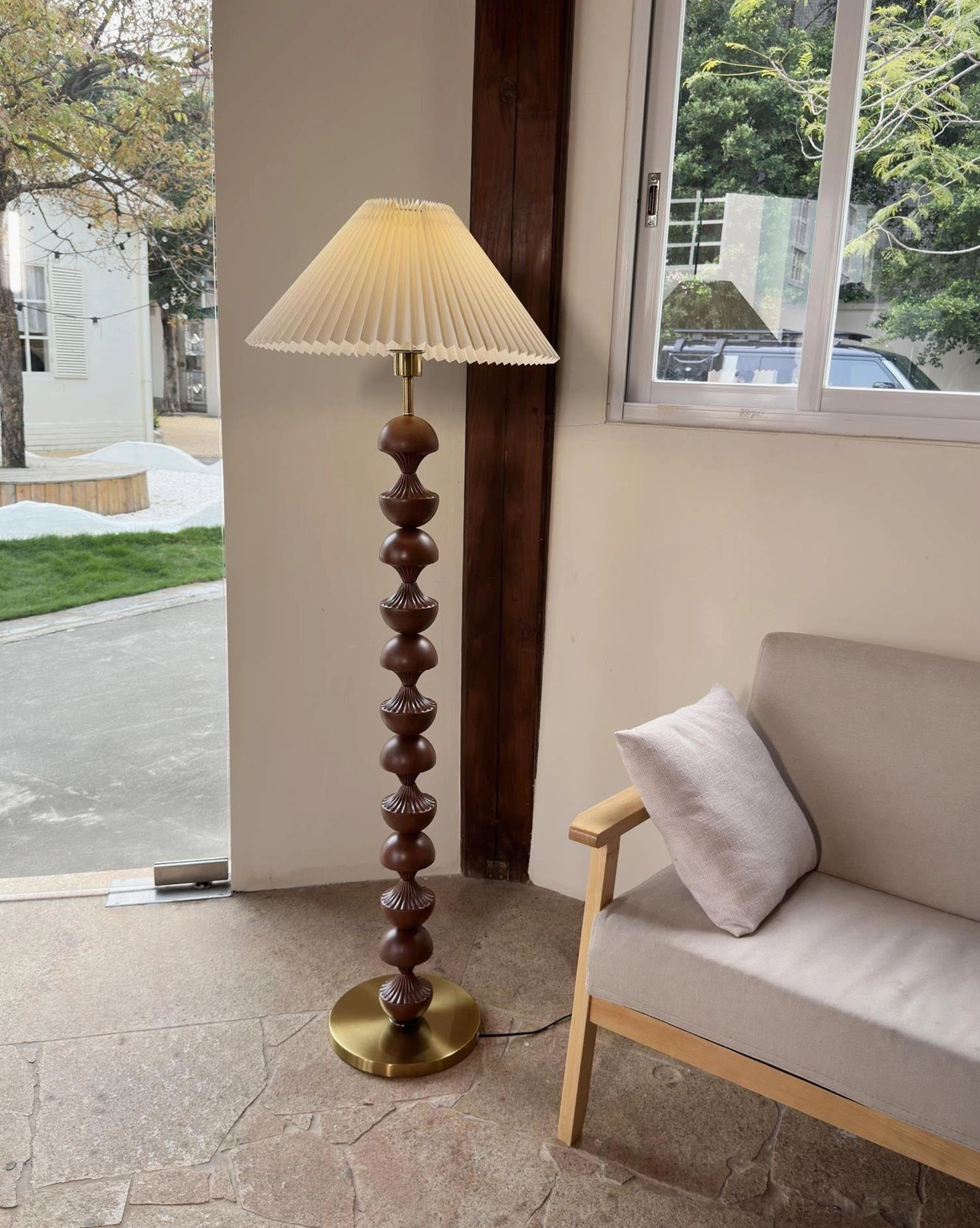 Walnut color beaded wood floor lamp variant with multiple base finish options displayed, showing color and material customization choices