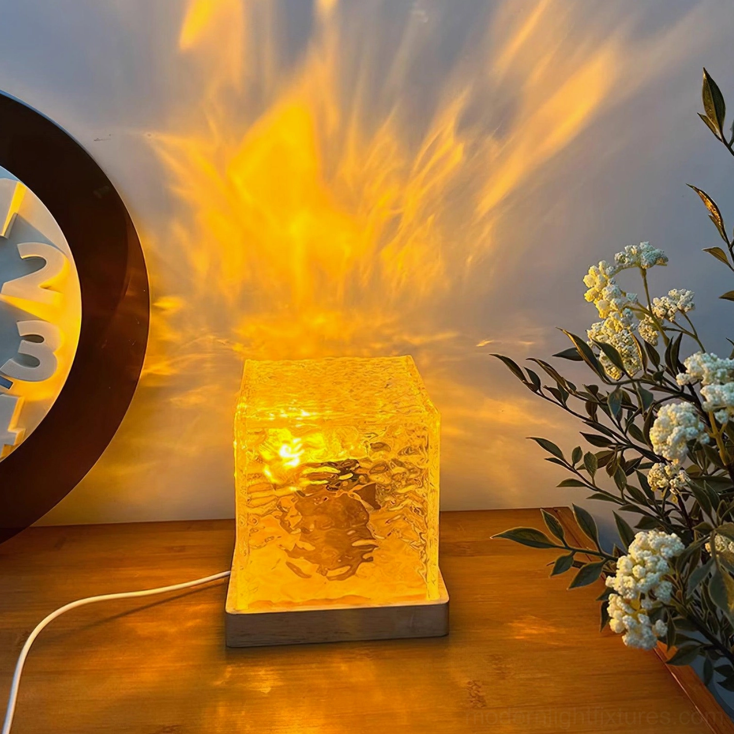 Water ripple crystal cube lamp 13cm diameter x 14cm height, compact modern table lamp with textured glass shade
