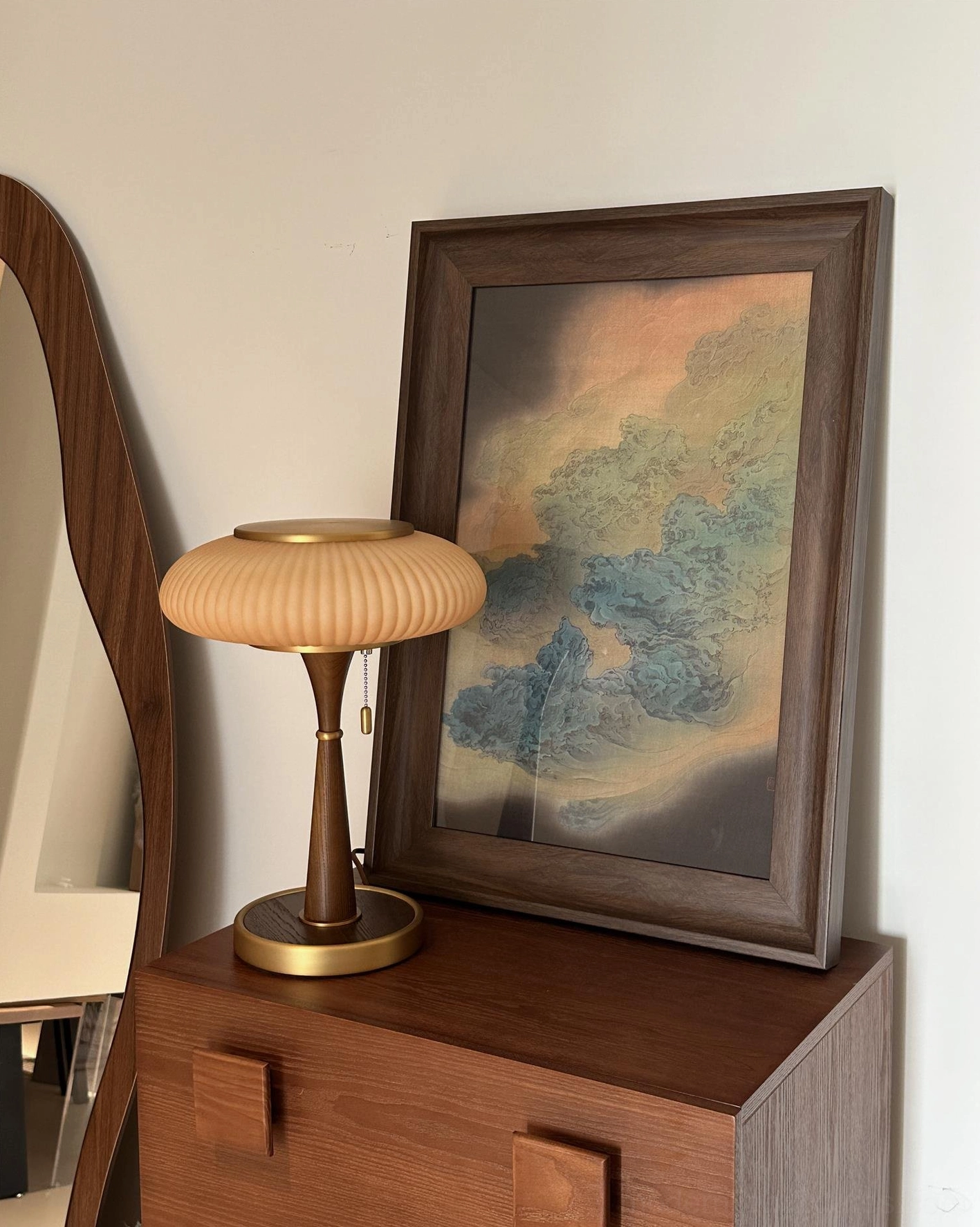Welma mid-century modern pleated mushroom table lamp from side angle showing ribbed shade construction and wood base