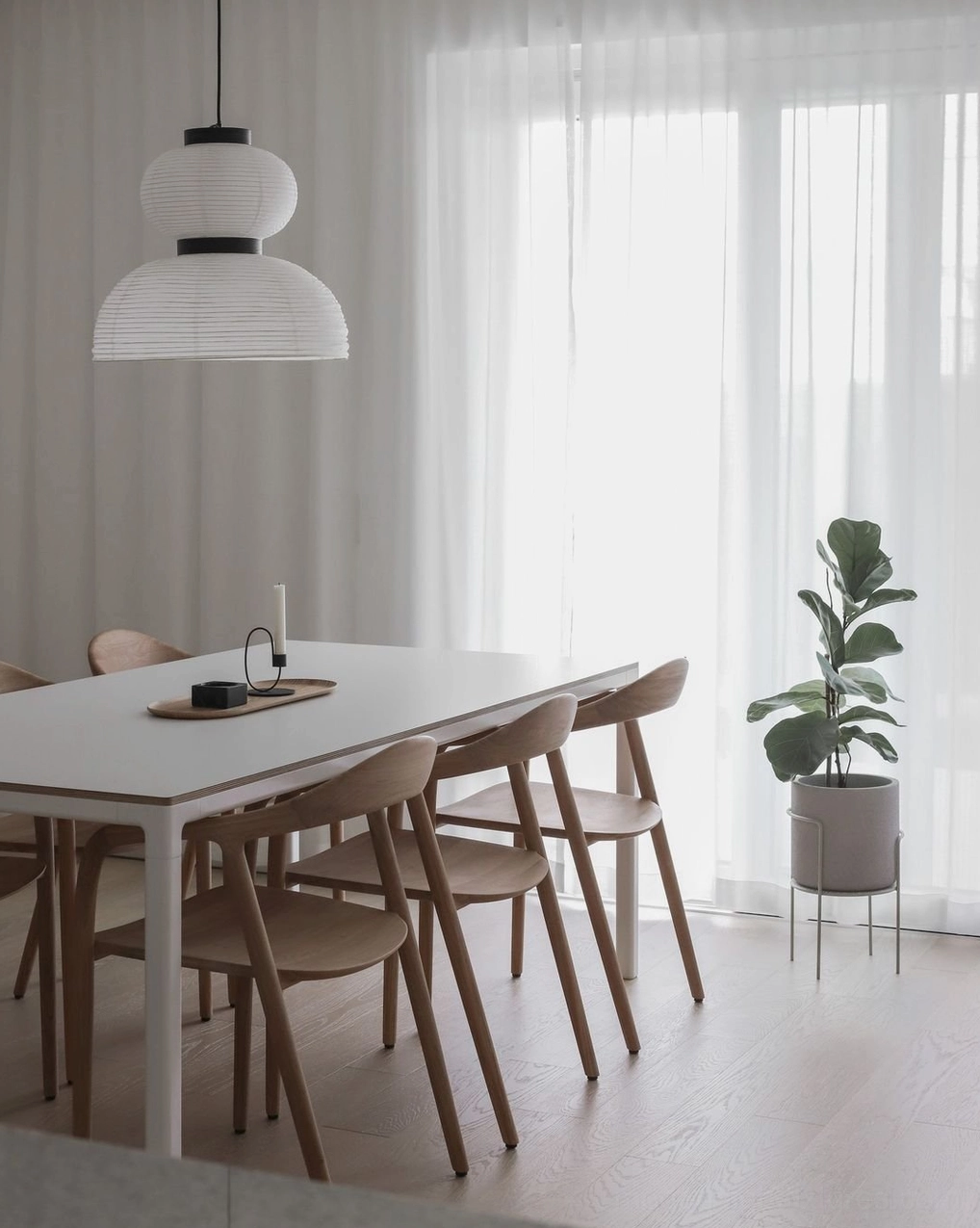 Xuan paper hanging lamp installation showing adjustable wire suspension and ceiling mount